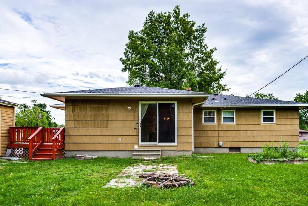 {Quiet Suburban Ranch Hot Tub} Mins Arpt/Rit/Dwnt Leilighet Rochester Eksteriør bilde